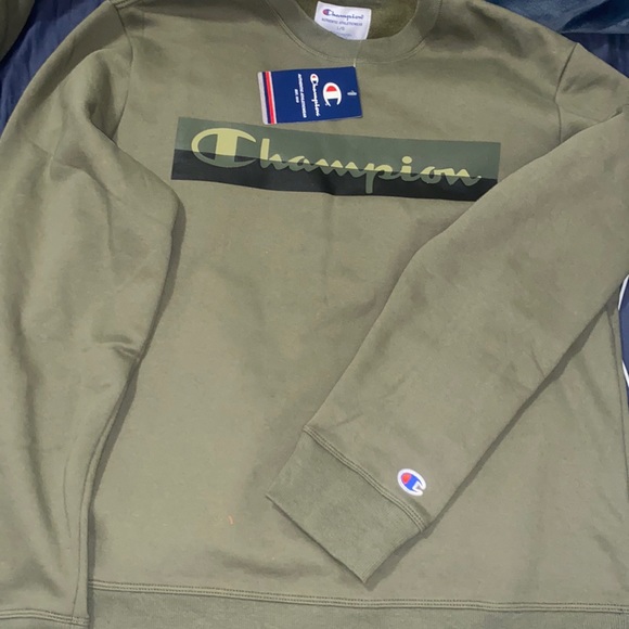 Champion Hoodie - Picture 1 of 2